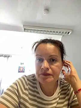 LoveNBloom online show from June 2, 11:33 am