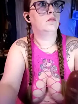 edgexchaos online show from February 20, 6:26 am