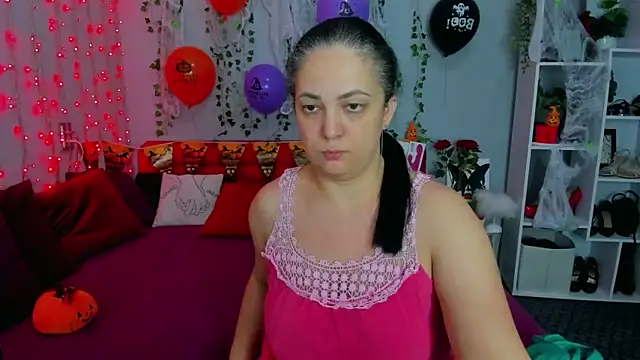 DarlingMilf online show from November 2, 5:27 pm