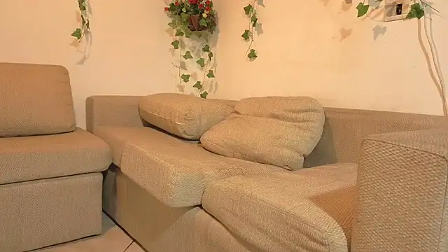 Bellydancerhot online show from March 27, 4:47 am