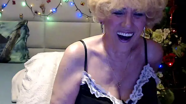 HappyWomanOn online show from June 4, 6:23 pm
