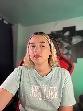 Irisweet  online show from January 31, 10:08 pm