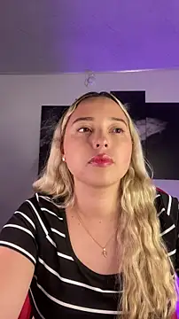 Irisweet  online show from December 14, 9:31 pm