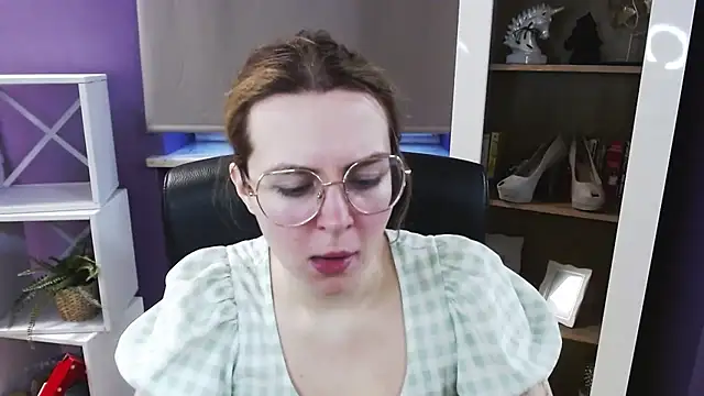 Zoey Erotic online show from April 13, 4:36 am