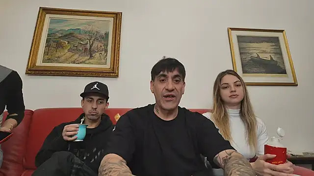 Elnonoykeila77 online show from May 20, 1:57 am