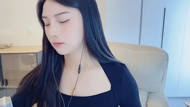 HaagenDazs  online show from April 15, 3:40 am