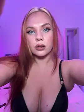 Snapshot of AnjaAmelia chatting on October 6, 5:51 pm AnjaAmelia online show from October 6, 5:51 pm