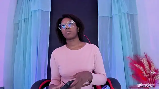 nilosolem online show from November 14, 9:37 pm