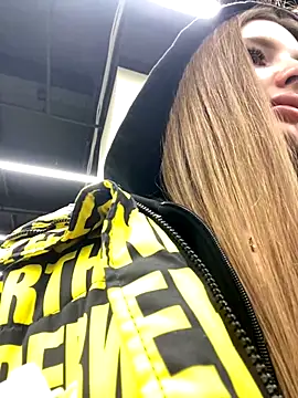 KrisMagnoly online show from November 24, 5:26 pm