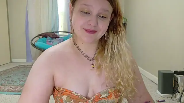 Emihaze online show from December 17, 8:13 pm