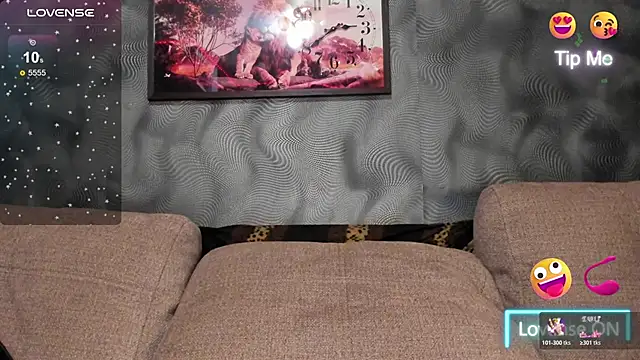 CassieMils online show from May 27, 5:04 am