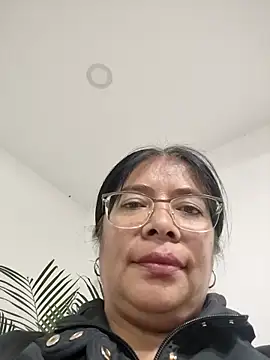   valentina18 online show from May 11, 3:07 pm