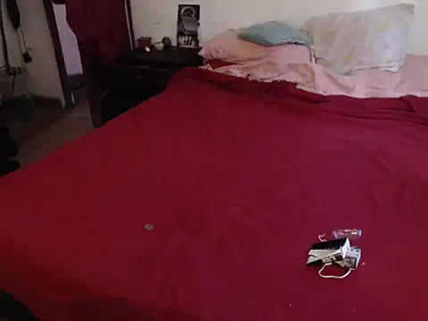 deftoolceles online show from March 25, 10:01 pm