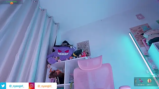 Snapshot of Asuka_langleysoryu chatting on October 19, 8:44 pm Asuka langleysoryu online show from October 19, 8:44 pm