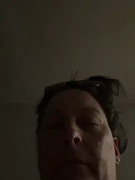 mizzjazzy online show from April 16, 8:30 pm