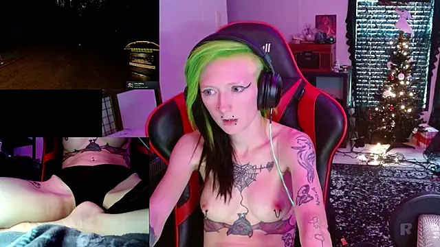 alicewonder09 online show from December 13, 7:53 pm