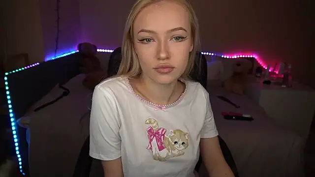 AmandaFiree online show from November 14, 6:24 am