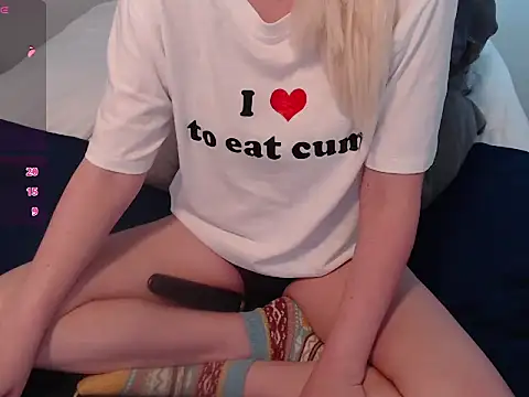 Agatha6969x online show from December 17, 2:43 pm