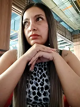 alana 69 online show from June 12, 11:24 pm