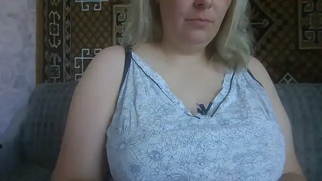 Diana Britt online show from June 18, 9:25 am