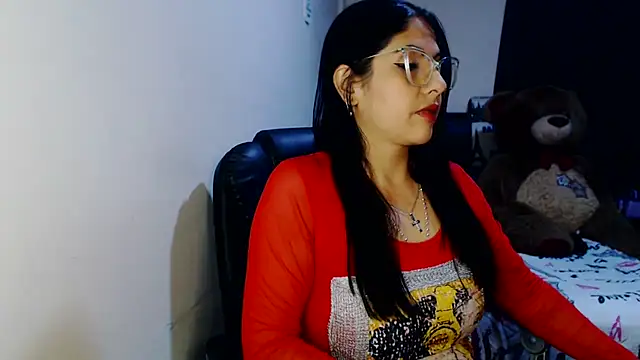 Snapshot of sahtlove1 chatting on October 10, 1:43 am sahtlove1 online show from October 10, 1:43 am