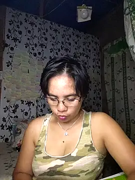 Snapshot of lovely_samxxx24 chatting on October 3, 6:29 am lovely samxxx24 online show from October 3, 6:29 am