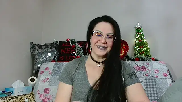 MISTRESS AMAZON FIRE online show from January 14, 9:31 pm