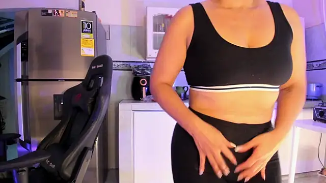 rikaking  online show from October 15, 11:51 pm