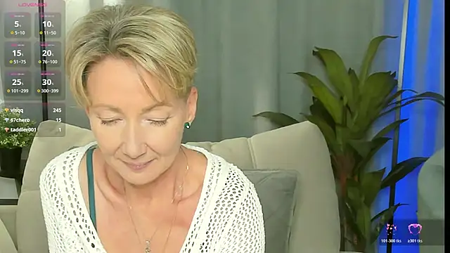 AkexandraFix online show from June 23, 2:04 pm