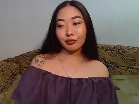 Snapshot of Aleksa_Blackdream chatting on October 1, 11:37 am Aleksa Blackdream online show from October 1, 11:37 am