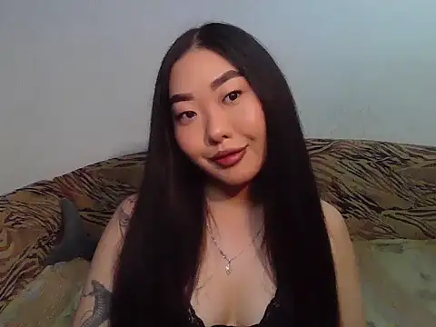 Snapshot of Aleksa_Blackdream chatting on October 7, 9:36 am Aleksa Blackdream online show from October 7, 9:36 am