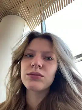 MaryHiggins online show from March 28, 10:04 am