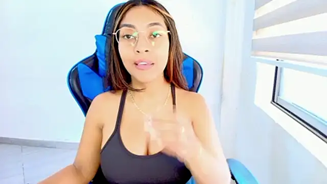 sophiax-x online show from June 11, 4:04 pm
