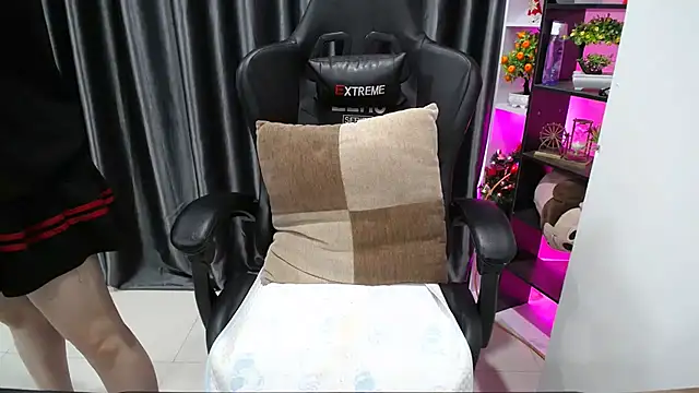 Yuki-yio online show from September 11, 1:17 am