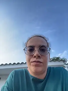 Emma Wish online show from April 4, 12:15 pm