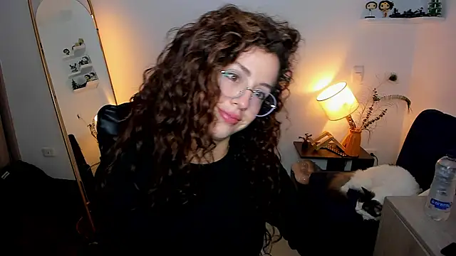 Cassandra Caiin online show from March 13, 2:13 am