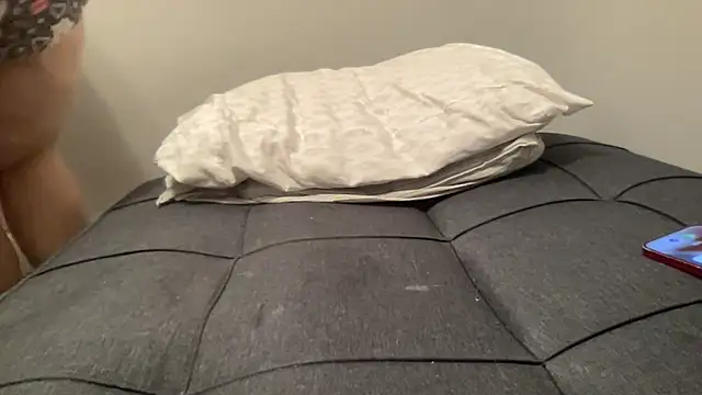 ParisNova online show from October 25, 8:59 pm