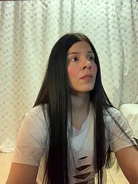 Estefani 32 online show from March 23, 8:26 pm