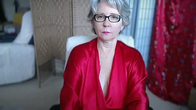 petradaniels online show from April 20, 9:29 pm