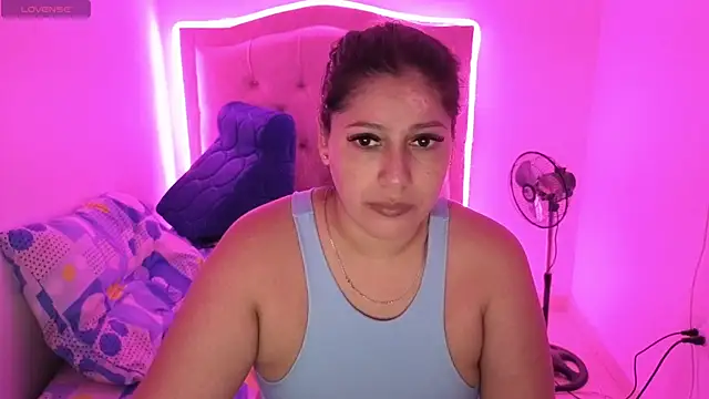 Nazlyy30 online show from October 22, 3:22 am