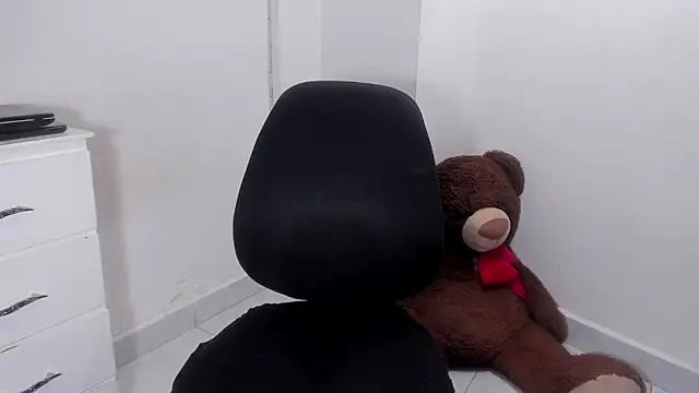 Lu doll online show from February 13, 9:22 am