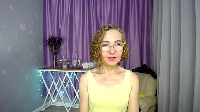 queen a n i online show from July 23, 7:49 am