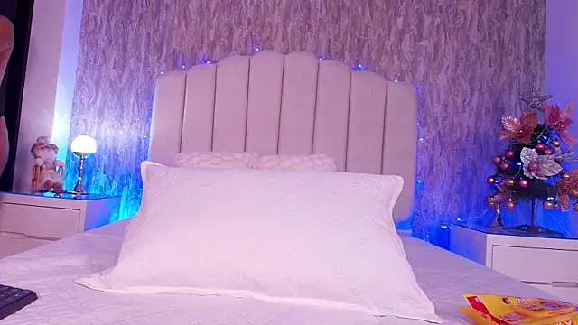 lay navas online show from November 22, 7:38 pm