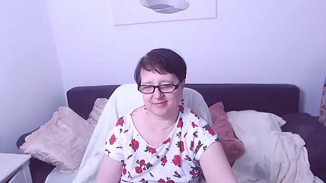 ChristaRose online show from May 3, 7:45 am