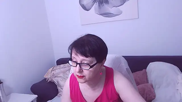 ChristaRose online show from May 11, 2:02 am