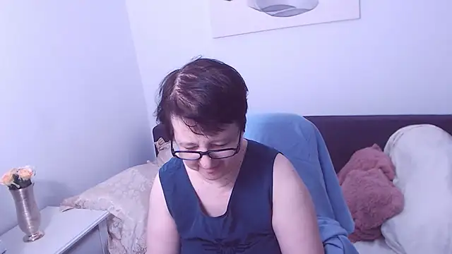 ChristaRose online show from November 2, 12:58 am