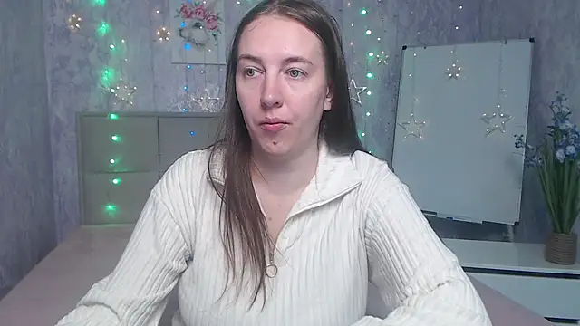 Snapshot of KaleyReed chatting on September 10, 5:29 am KaleyReed online show from September 10, 5:29 am