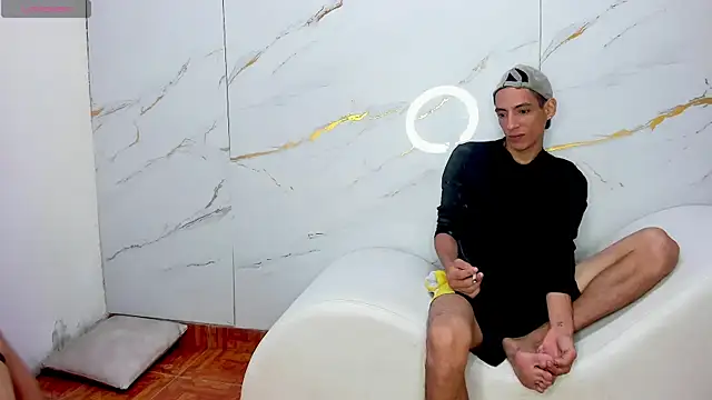 SecretsParty online show from April 11, 2:54 pm