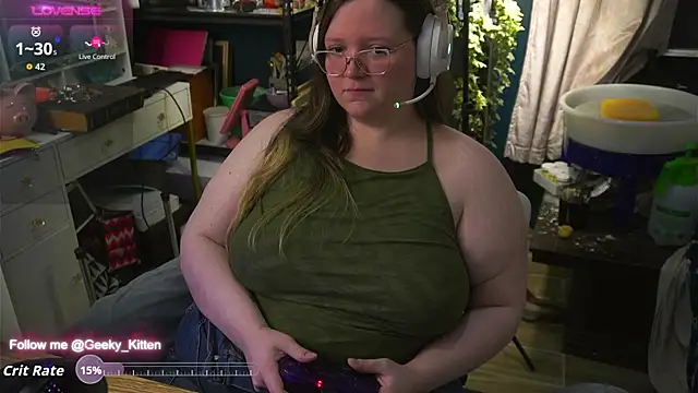 Geeky Kitten online show from September 23, 5:38 am