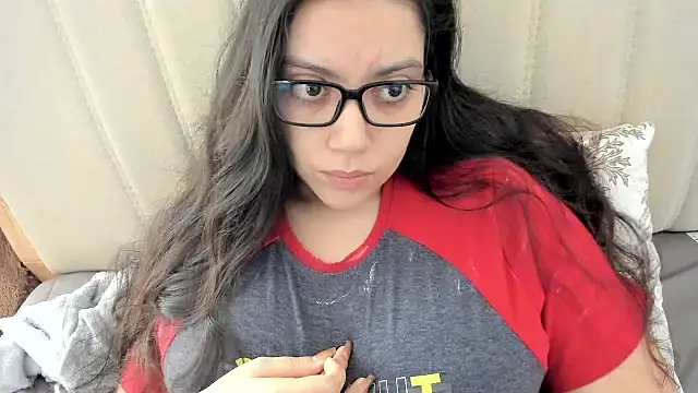 roniewester online show from March 25, 3:26 pm